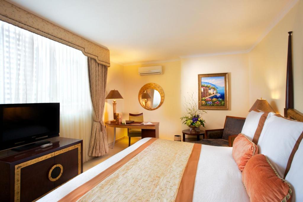 Toscana Inn Hotel Panama City Room photo
