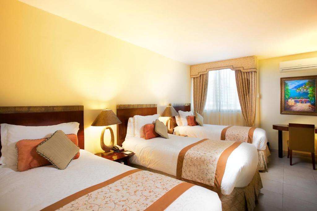 Toscana Inn Hotel Panama City Room photo
