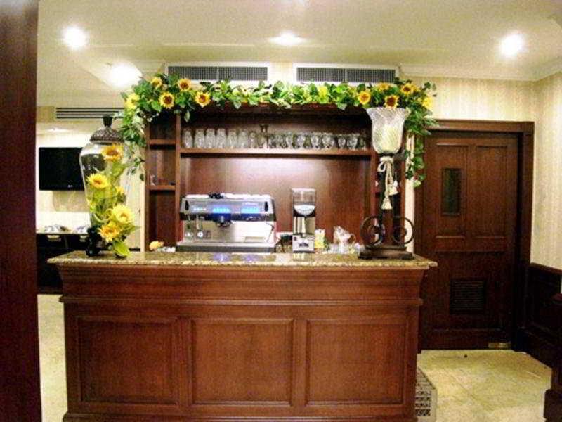 Toscana Inn Hotel Panama City Interior photo